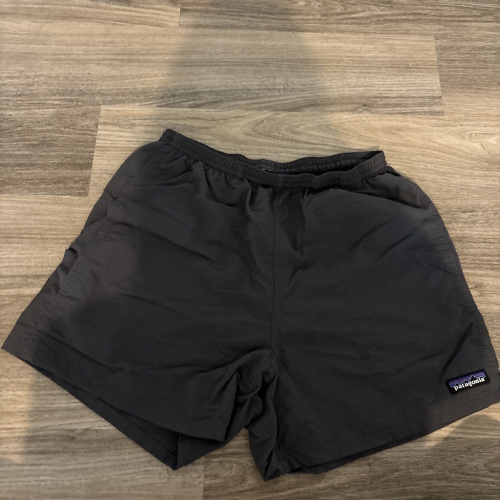 Patagonia Men's Baggies Shorts 5-inch Size Small Gray Elastic
